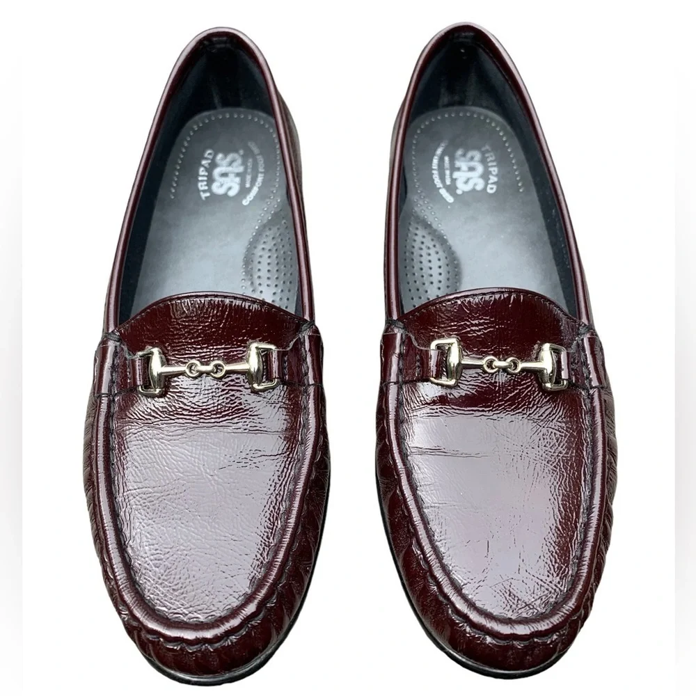 SAS Slip On Loafer 9.5 Narrow Metro Wine Patent Leather Comfort Burgundy